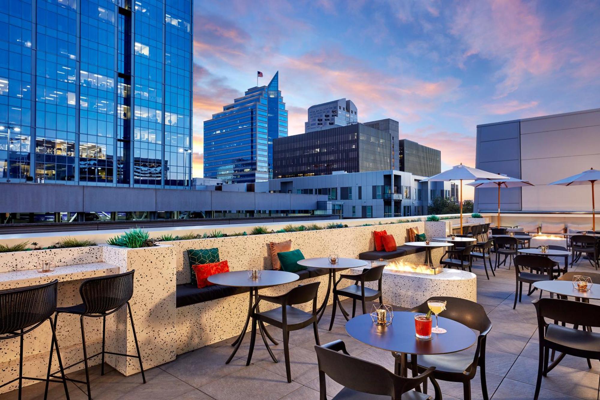 Hyatt Centric Sacramento Downtown Hotel Exterior photo